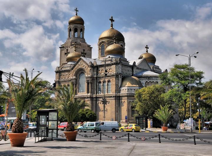 Cathedral Guesthouse Варна Экстерьер фото